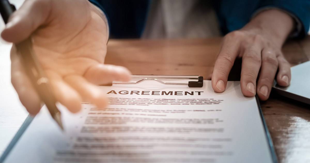 what is a financial service agreement